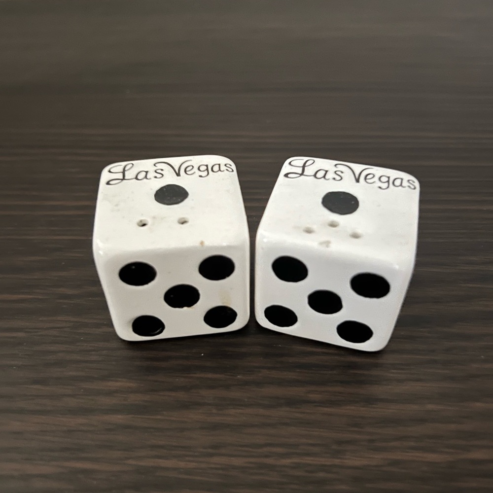 Las Vegas Dice Salt & Pepper Shaker Set